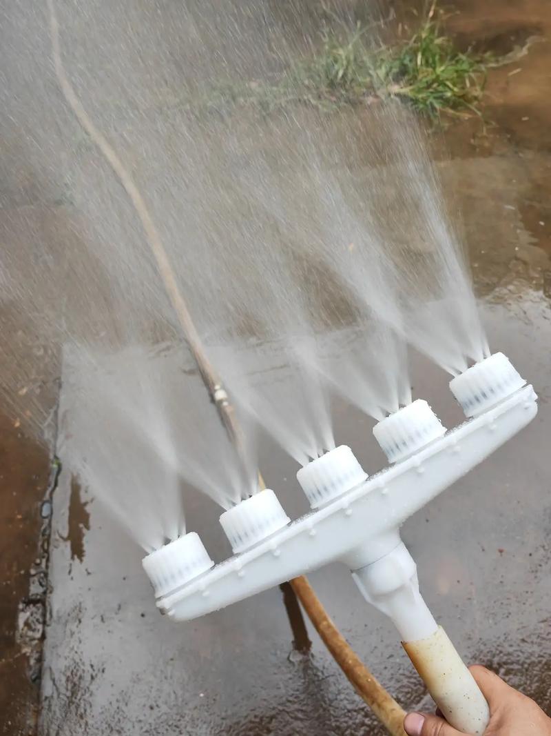 一瓶50ml的香水能喷多少次 一瓶50ml的香水能喷多少次